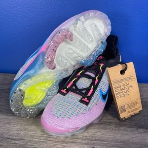 Nike Air VaporMax Flyknit Pink Blast Women’s Running Shoes Size 5.5 DX3369-600